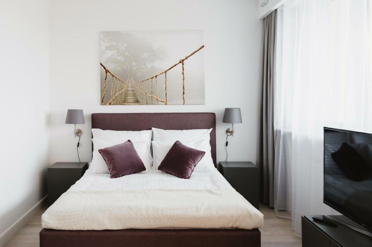 Luxlux Apartments Metro Slodowiec Warsaw Luaran gambar